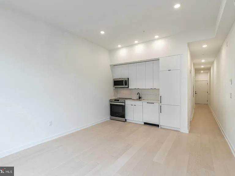 2414 Frankford Ave #5 — Photo 5