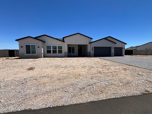 2nd image of 20255 W HIGHLAND Avenue