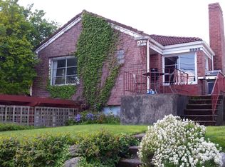 3925 Midvale Ave N, Seattle, WA 98103