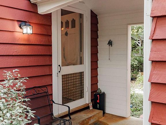 2nd image of 285 Gran Ellen Dr