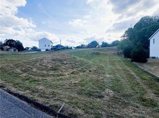 102 Oakland Heights Rd, Monaca, PA 15061