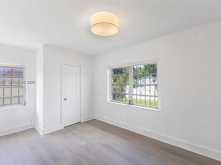 8031 NW 12th Ct #8031 — Photo 2