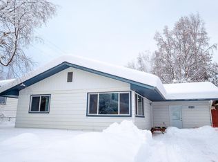 1993 Waldron Dr, Anchorage, AK 99507