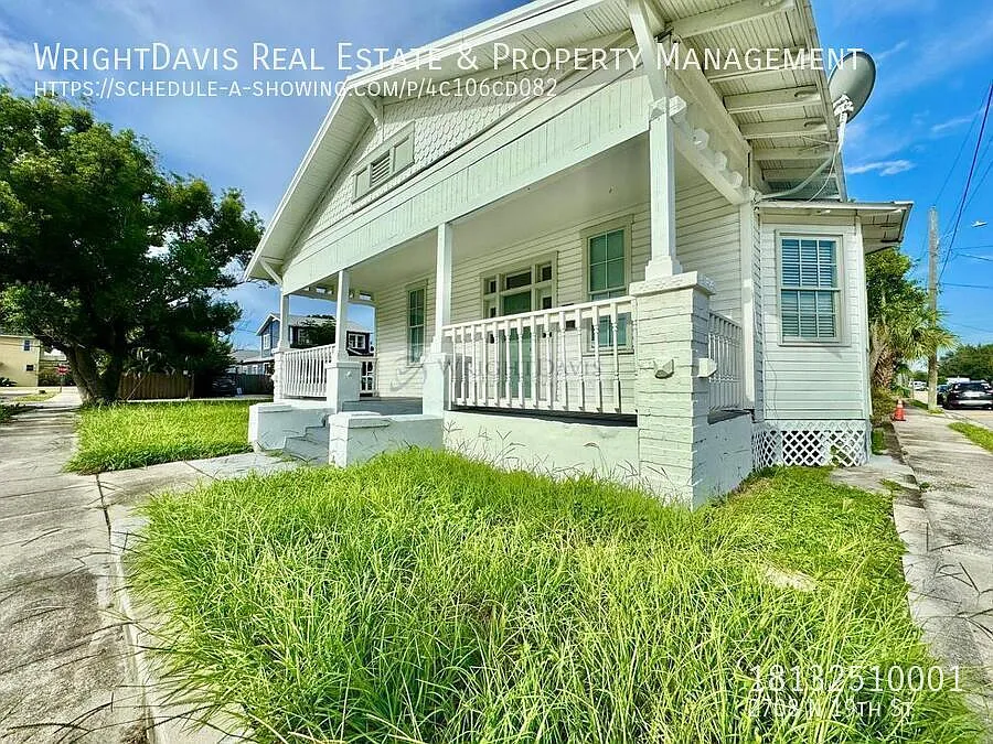 Charming 3-Bedroom, 2-Bath Historic Bungalow — Photo 3
