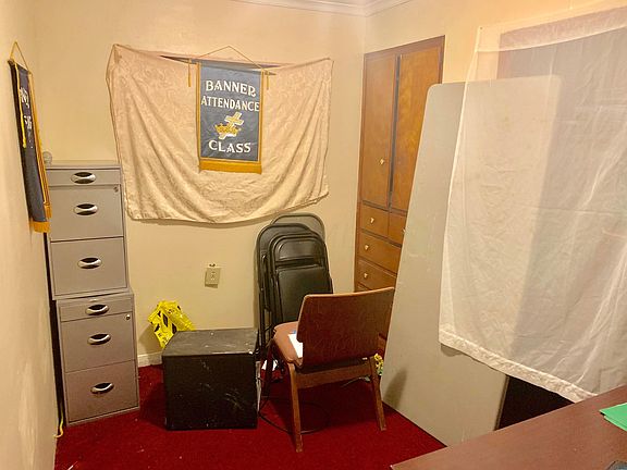 5th image of 2086 Aberdeen Ave