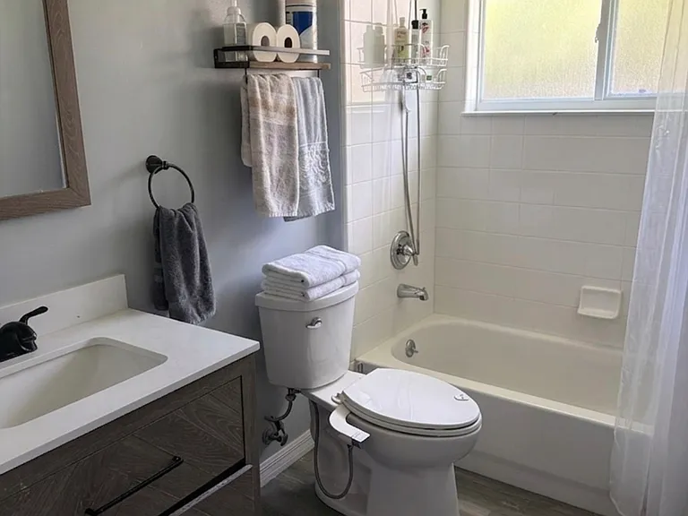 6407 Whit Ct — Photo 11