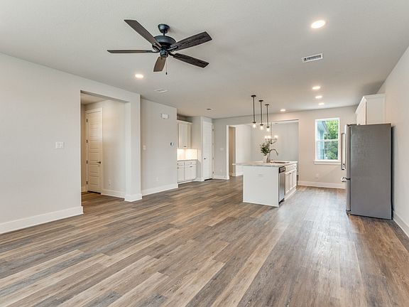 5th image of 9517 Thorncrown Ln