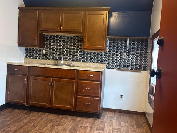 1034-36 S 28th St #A