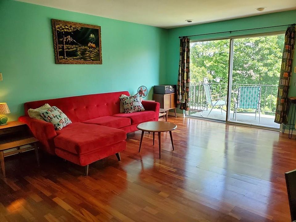 1st image of 70 Edgelawn Ave APT 6
