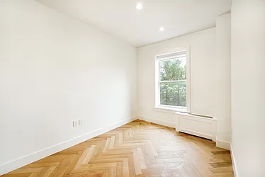 Rented by Akelius Real Estate Management