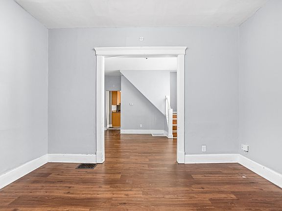 2nd image of 273 N Parkview Ave