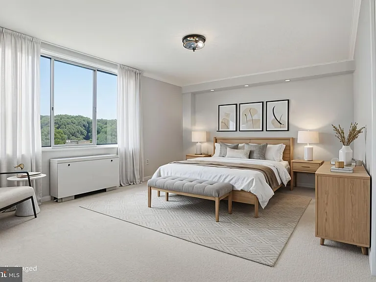 6641 Wakefield Dr #703 — Photo 32