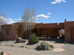65 Rabbit Valley Rd, El Prado, NM 87529