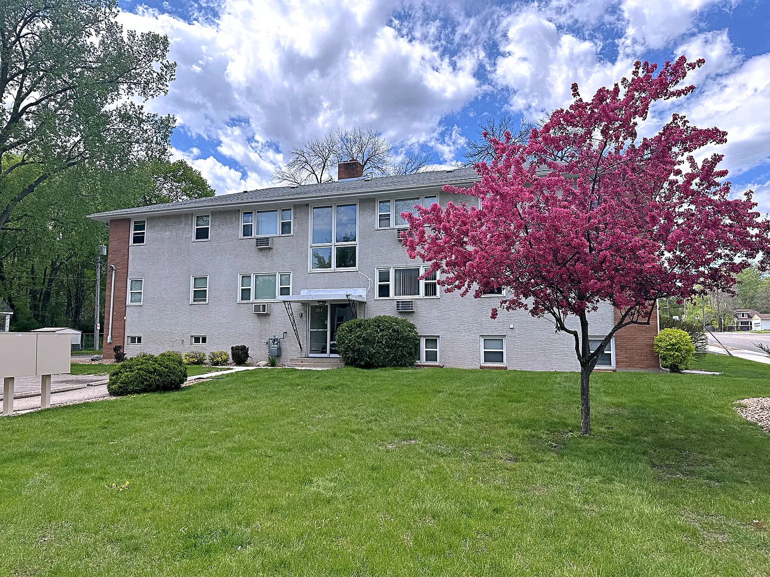 Annapolis Apartments — Photo 3