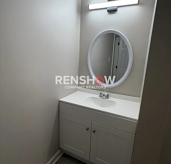 68 Royal Oaks Pl — Photo 32