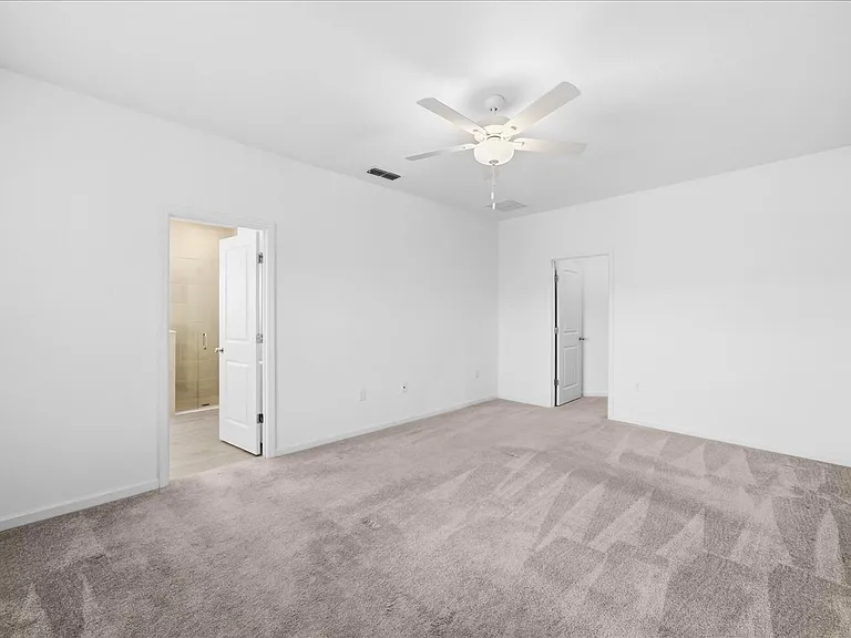 100 Lake Sinclair St — Photo 30