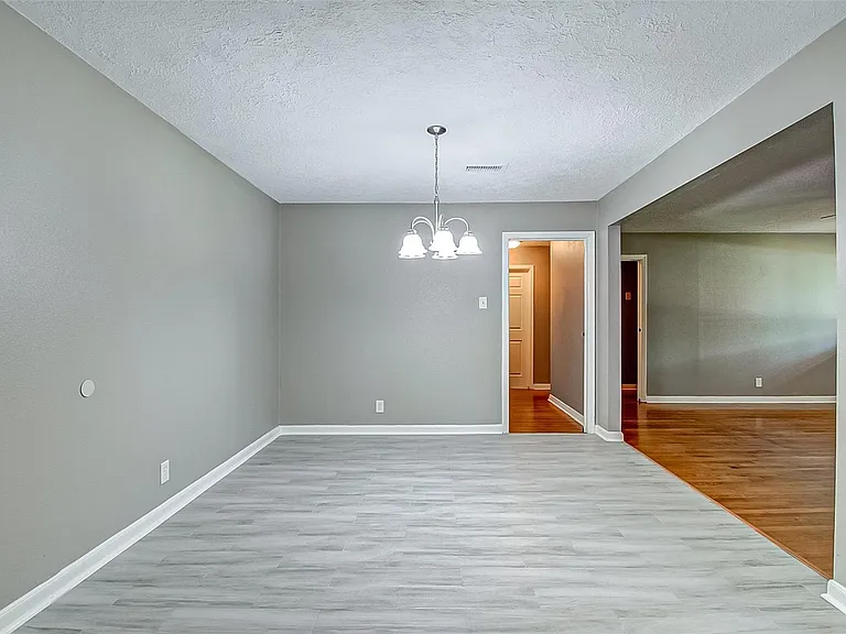 213 Newman Rd — Photo 7