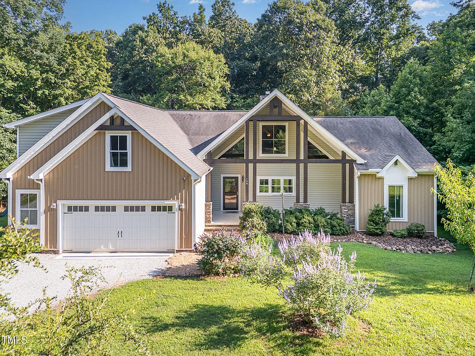 1st image of 136 Vireo Ln