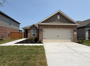 8839 New Jade Dr, Iowa Colony, TX 77583