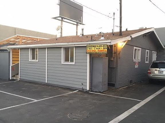3rd image of 12034 Venice Blvd