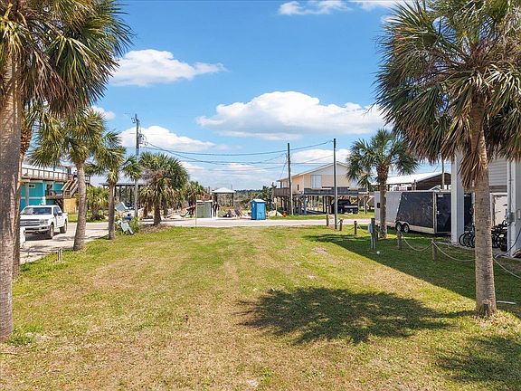 5th image of 20621 Marina Rd