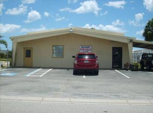 240 Warfield Ave, Venice, FL 34285