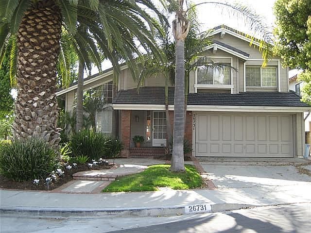 Fantastic Cul-De-Sac Corner Lot