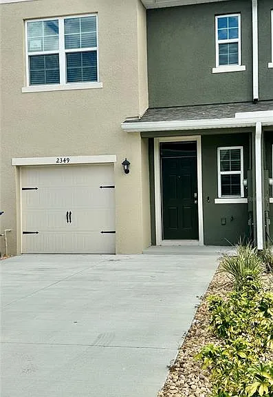 2349 Penguin Blvd — Photo 2