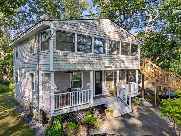 3 Sylvan Cir #2