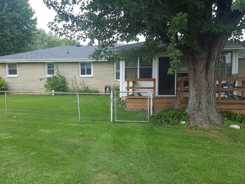 1st image of 1083 W Vickie Ln