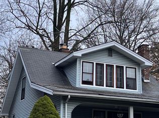 1214 Cleveland Heights Blvd, Cleveland Heights, OH 44121