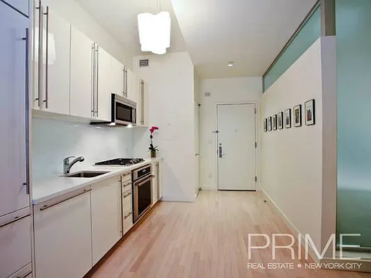 Sold by Prime NYC | media 3