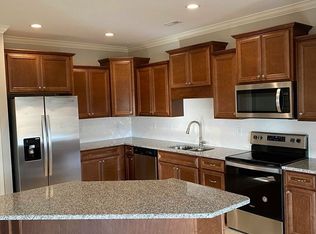 2105 A Remington Ct, Greenville, NC 27834