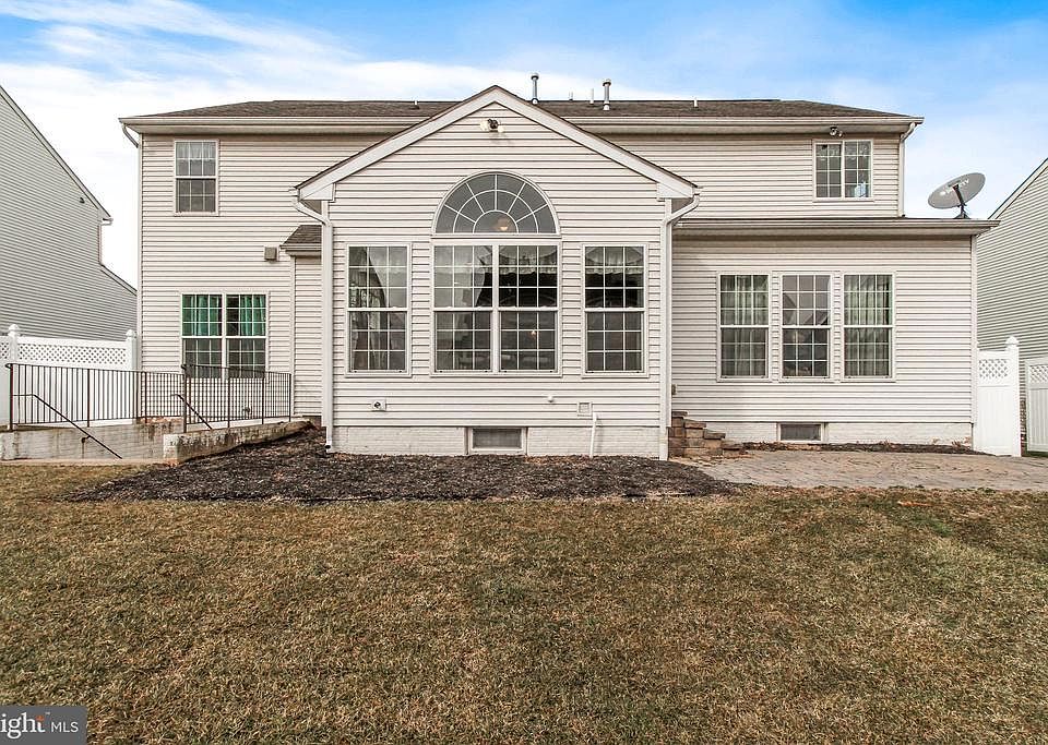 2616 Victorian Dr, Dover, PA 17315 | Zillow