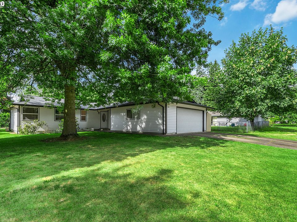 1st image of 12306 NE 12th St