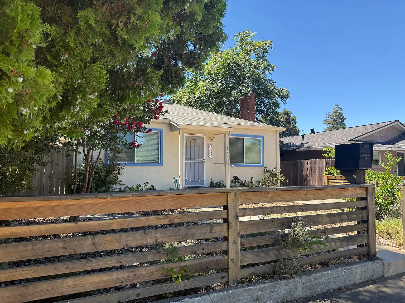 3654 52nd Street — Photo 4