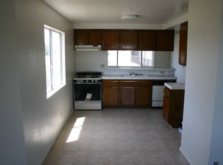 11628 Freeman Ave, Hawthorne, CA 90250