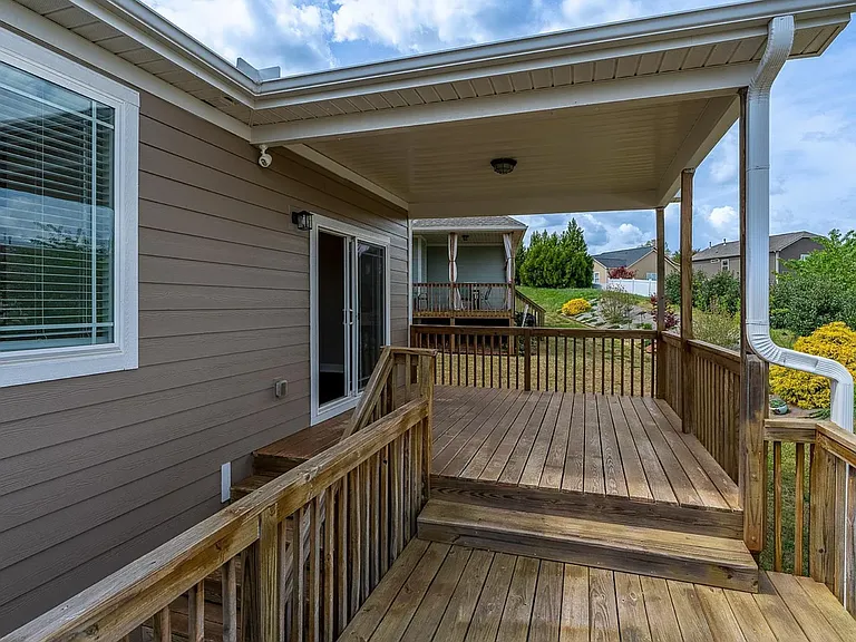 141 Bur Oak Dr — Photo 26