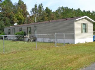 2048 Starratt Rd, Jacksonville, FL 32226