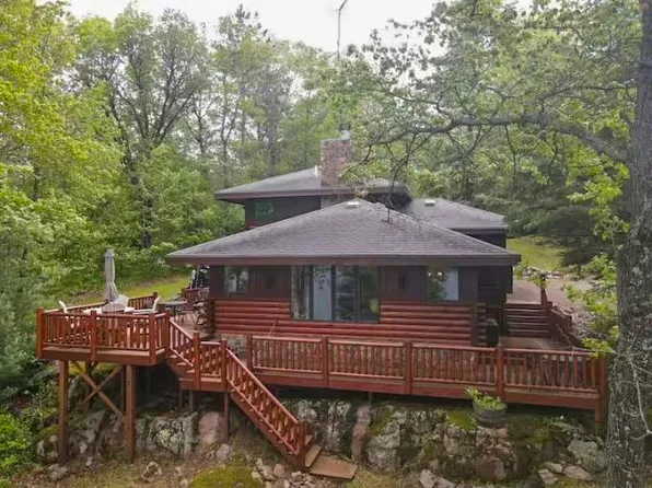 13852 Lake Shore Ln, Mountain, WI 54149