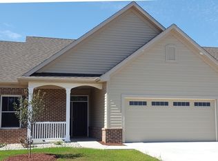 131 Wingate Ct, Wakarusa, IN 46573