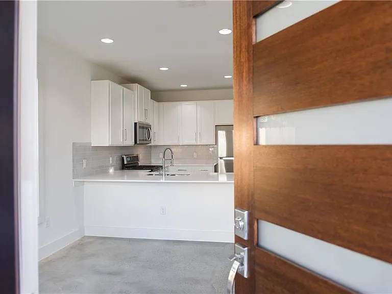 3415 Dalton St #B — Photo 3