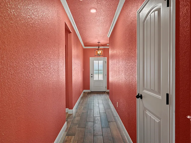 1602 Flatland Trl — Photo 15