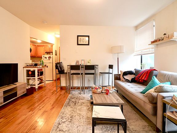 3rd image of 646 10th Ave APT 5C