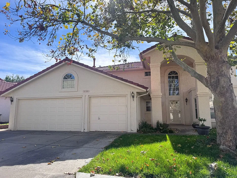 7908 Morris Rippel Pl NE