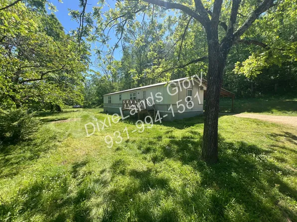 101 Loyds Ln, Linden, TN 37096