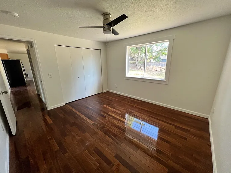 394 S Harlan Pl — Photo 20