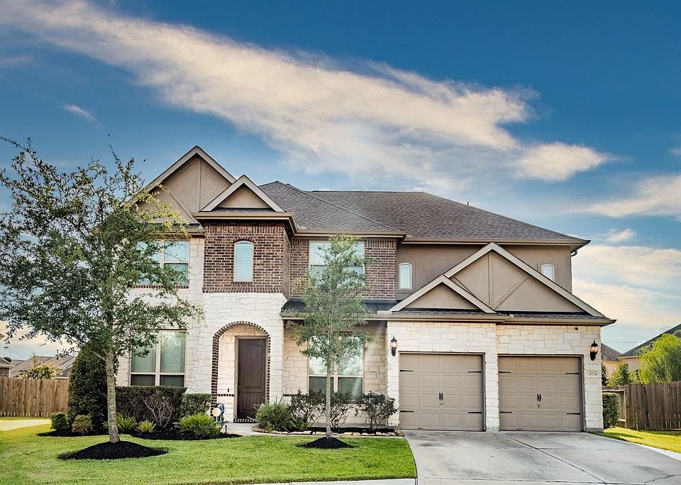 1st image of 26734 Grey Swan Dr