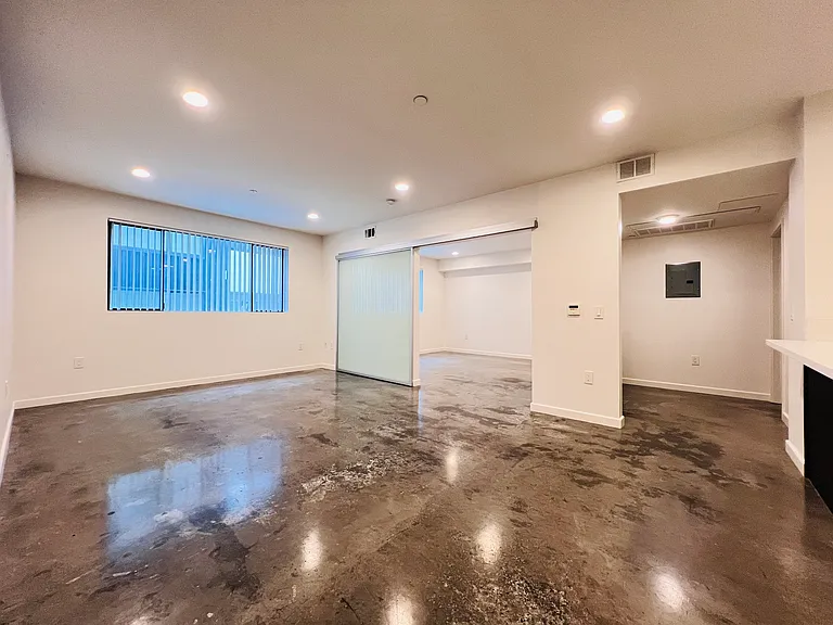 4814 Oakwood Ave #2 — Photo 5