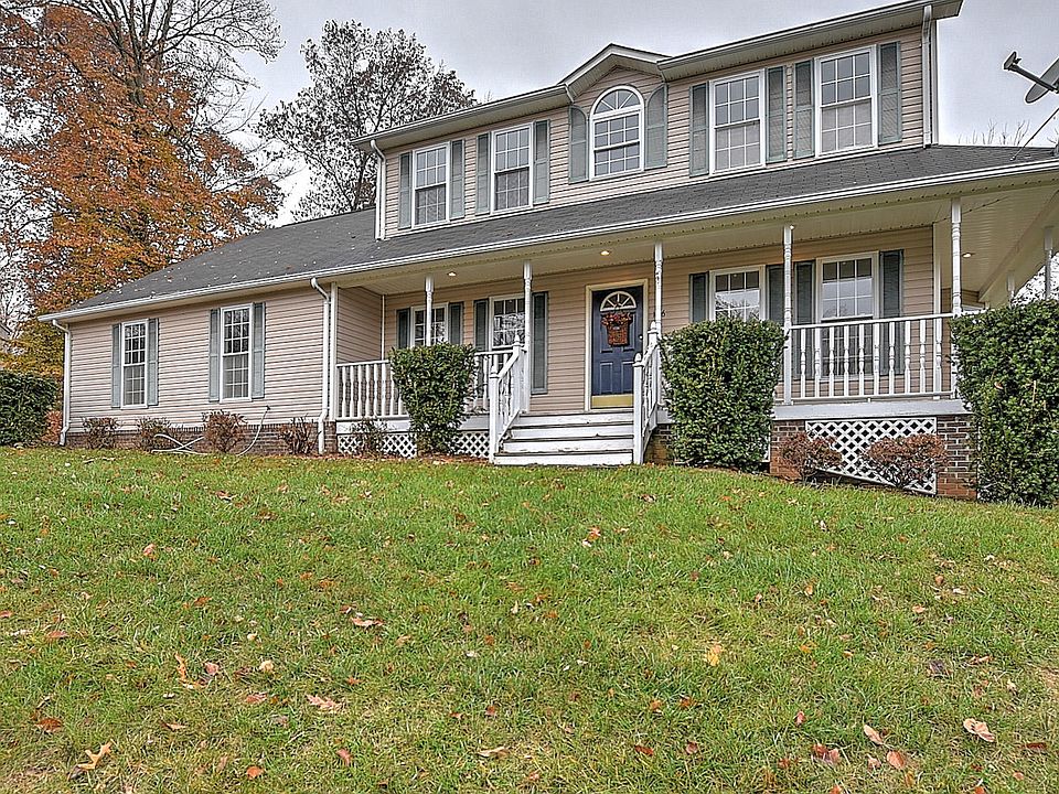 1st image of 1616 Strawberry Ln